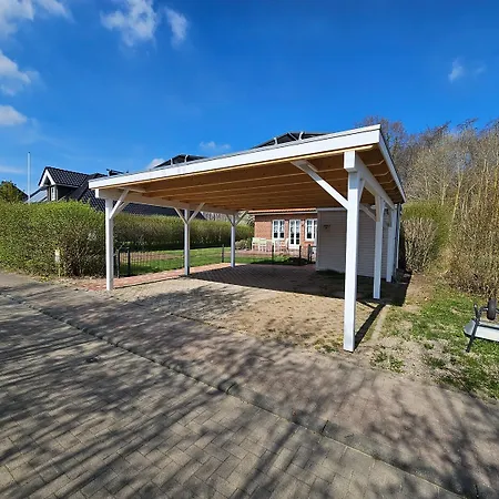 Kranichduene Holiday home *